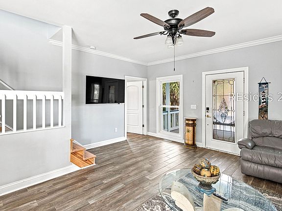 4th image of 8 Windjammer Ln