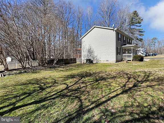 3rd image of 30281 Summitt Ct