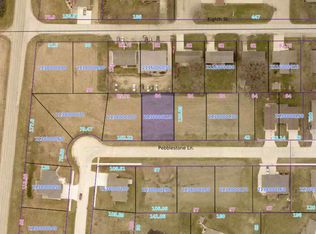 760 Pebblestone Ln, Garner, IA 50438