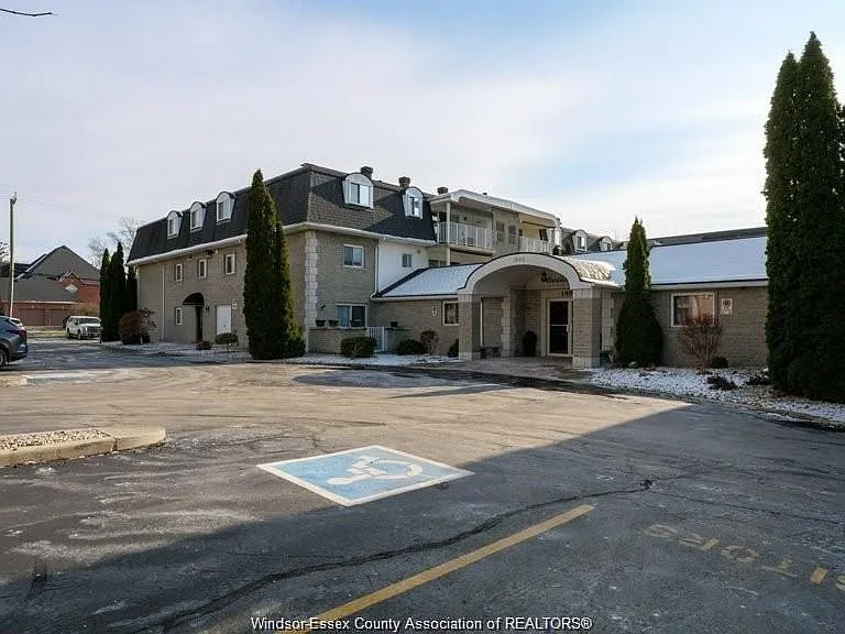 1995 Normandy St #315B — Photo 2