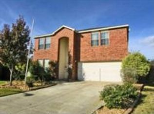 4025 Juniper Ct, Euless, TX 76040