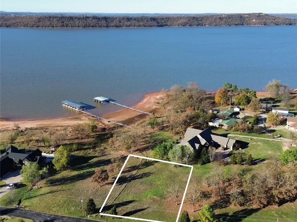 3 Channel Rd, Eufaula, OK 74432