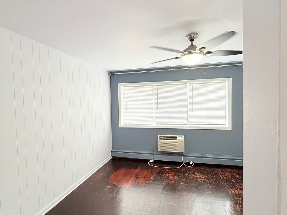 1st image of 756 W Dempster St #G2b