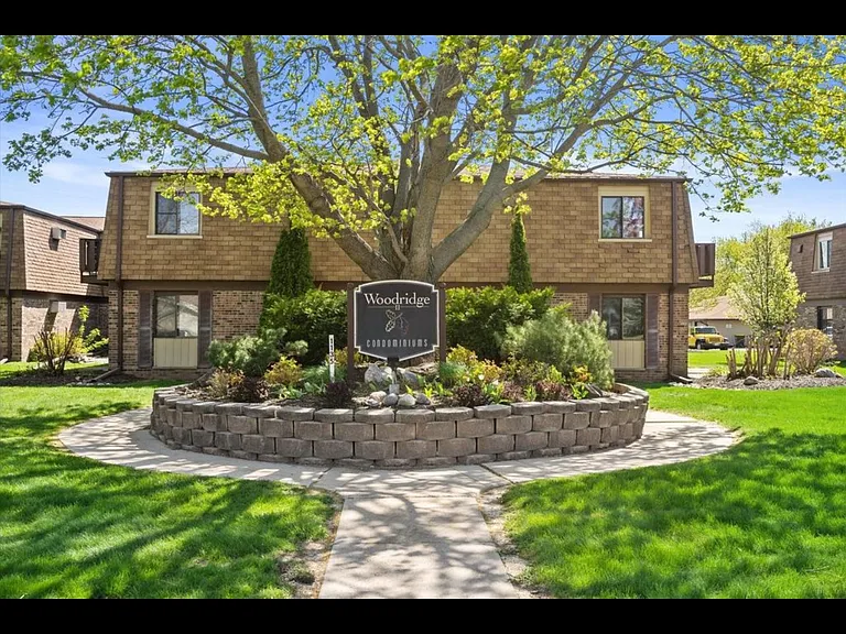 1135 Marcia Ave #105 — Photo 2