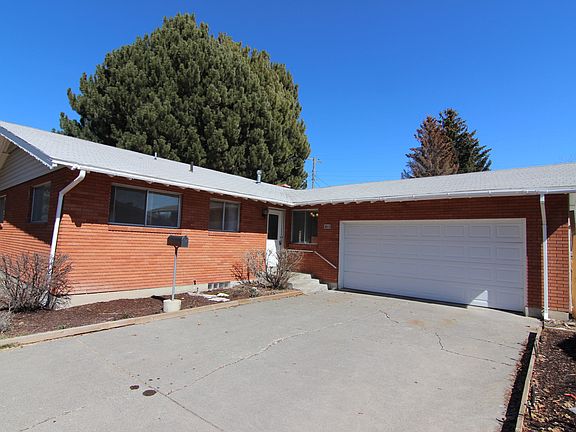 3rd image of 2019 McKinzie Ave