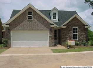 16 Price Loop, Holly Springs, MS 38635