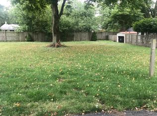 327 W Piper St, Macomb, IL 61455