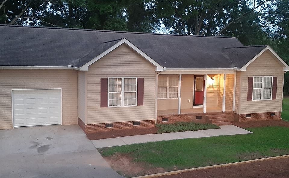 1st image of 535 Briarcliff Dr