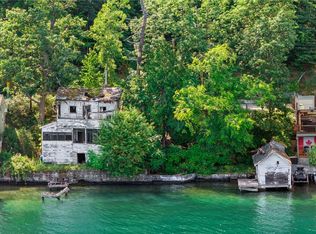 10504 W Lake Rd, Hammondsport, NY 14840