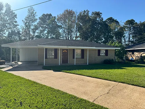 203 Graham Cir Photo 1