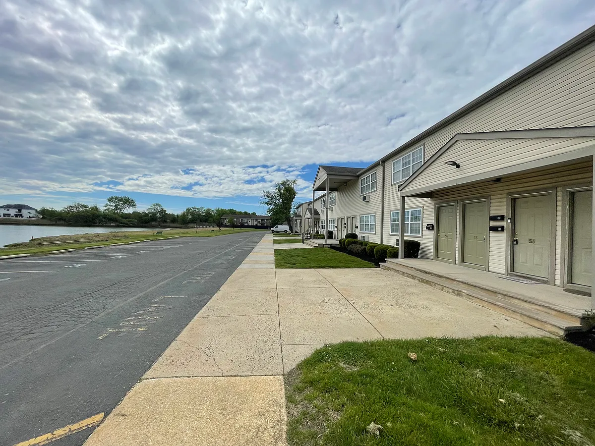 Photo 1 of 17 - 580 Patten Ave #55 - Long Branch, NJ Primary Photo - 580 Patten Ave #55