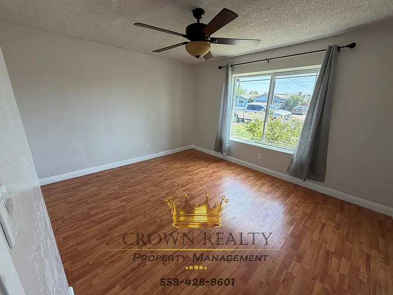 1836 W School Ave — Photo 10