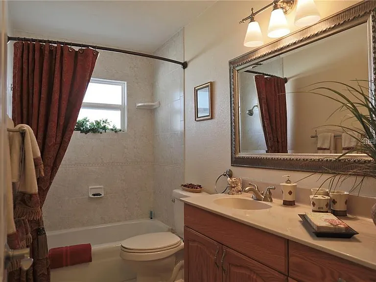 2929 Mayflower St — Photo 15