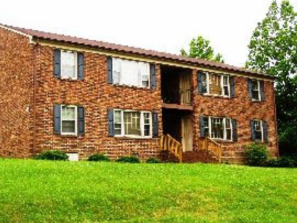 1st image of 1401 Tenbury Dr APT A