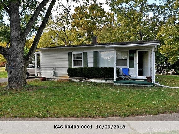 2nd image of 601 S Riverview Ave