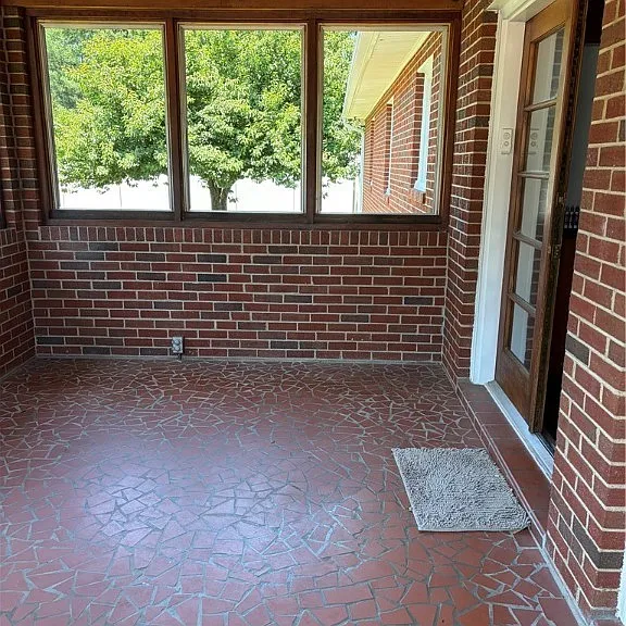 9325 Brentwood Dr — Photo 21