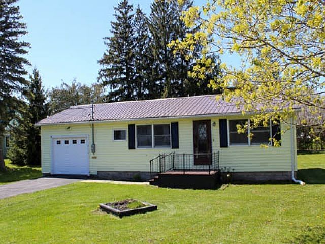 1st image of 511 Champlain St
