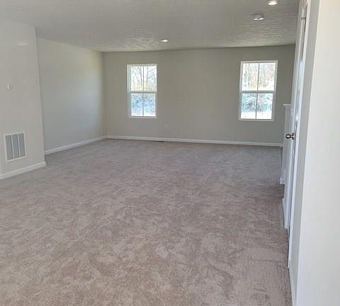 2nd image of 1855 Amelia Ct