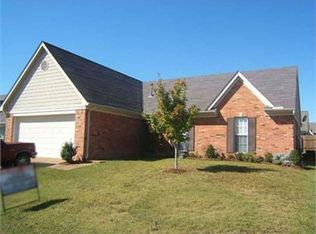 2715 Long Shadow Ln, Cordova, TN 38016