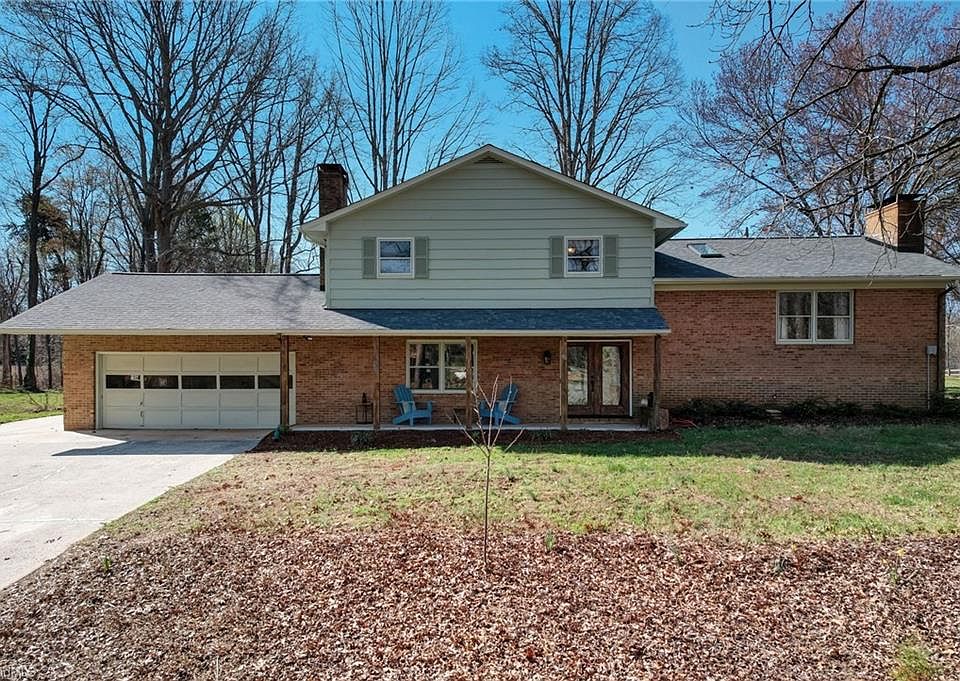 1st image of 4604 Luewood Rd