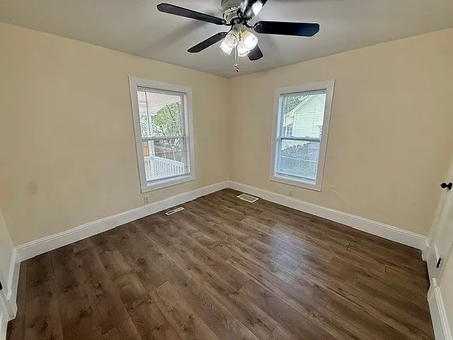 146 Meade St — Photo 14