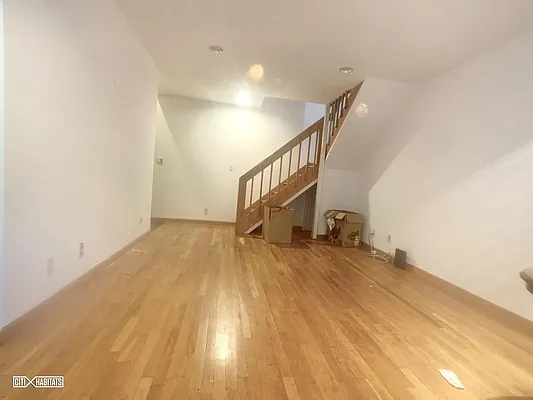 Rented by Citi Habitats | media 18