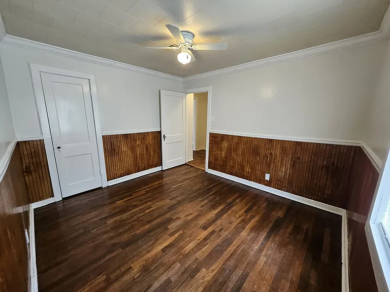 1522 Peach Tree Ln — Photo 10