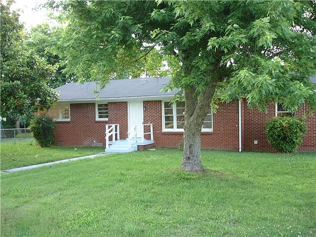 2nd image of 115 Eastland Dr