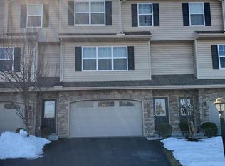 180 Old Schoolhouse Ln, Mechanicsburg, PA 17055