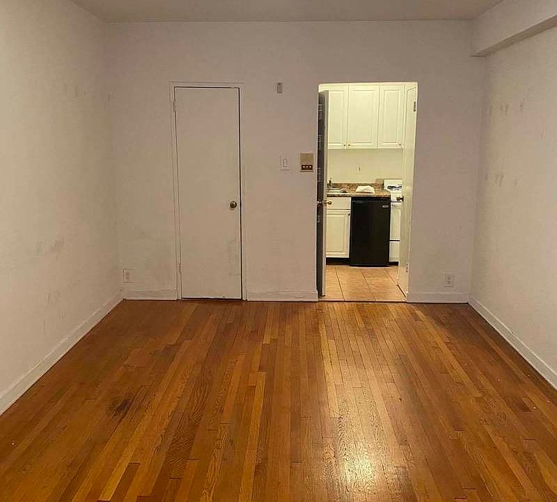 1st image of 44 E 63rd St #1F