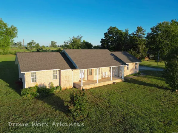209 Westwood Dr, Marshall, AR 72650