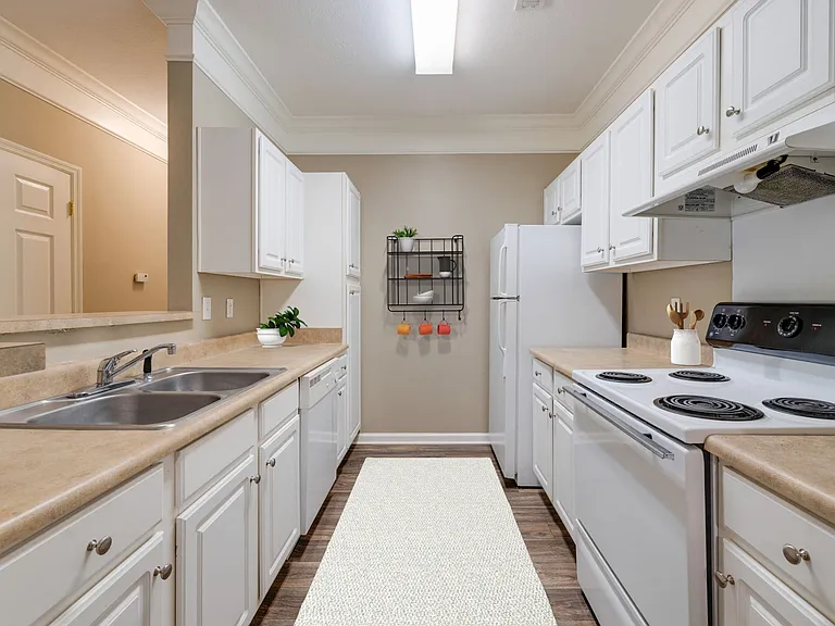 Two Bedroom - 2 Bed / 1 Bath - 977 Sq.Ft.
