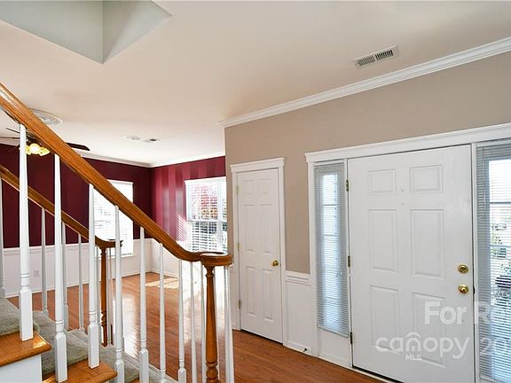 4th image of 1008 Council Fire Cir