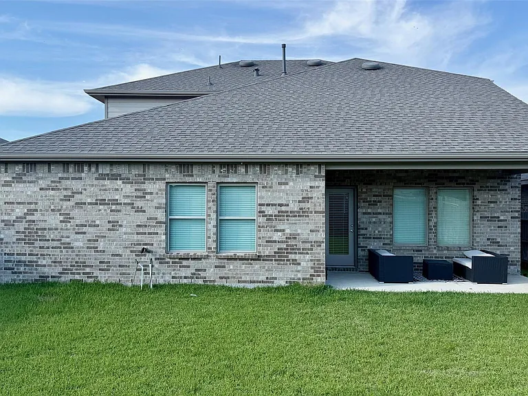 1515 Wells Manor Ln — Photo 20