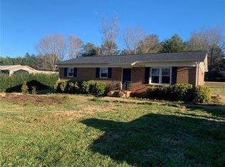 4006 Lee Cline Rd, Conover, NC 28613