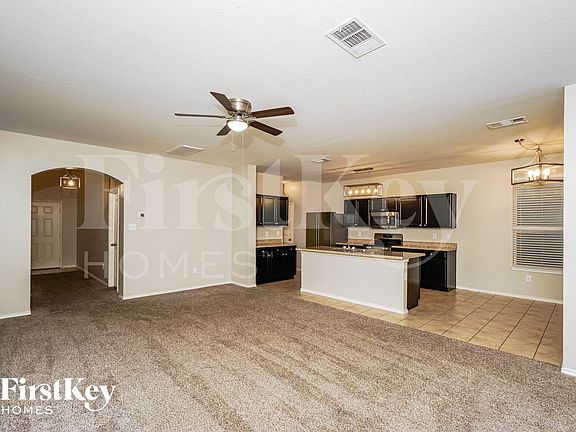 5th image of 1013 Dumfries Dr