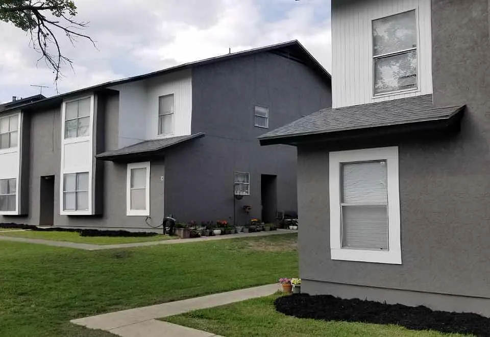 1012 Mission Dr #A-D