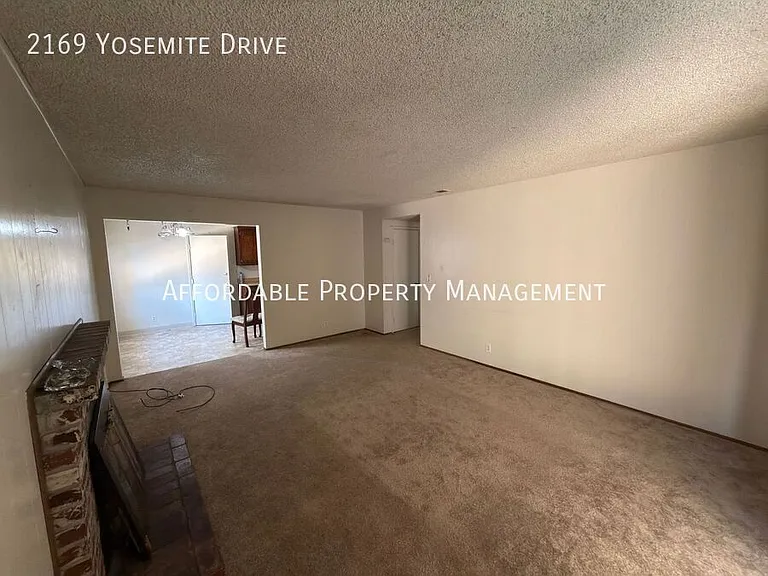 2169 Yosemite Dr — Photo 5