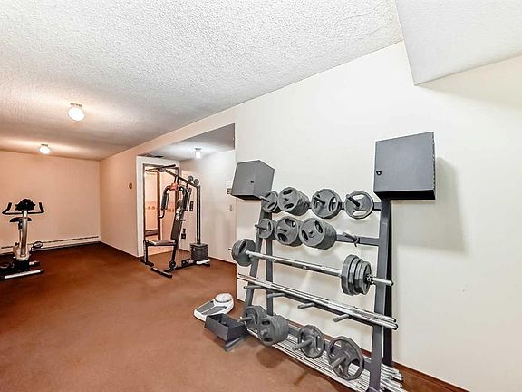 4th image of 330 S 15th Ave SW #603