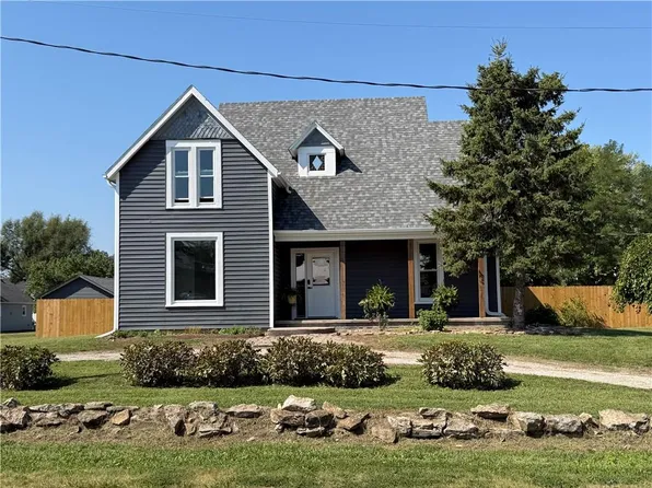 606 East St, Lathrop, MO 64465