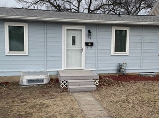 124 Glenview Ave, Mankato, MN 56001