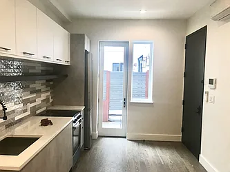 Rented by Lucky Apt Inc