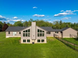 11585 Argentine Rd, Linden, MI 48451
