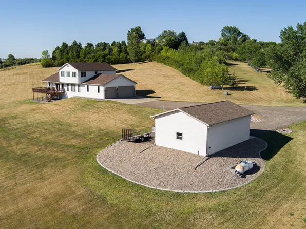 3745 Hidatsa Pl N, Mandan, ND 58554