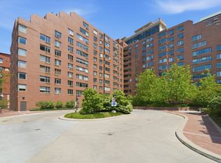 801 S Plymouth Ct APT 713, Chicago, IL 60605
