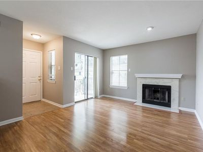 4500 E Oltorf St #C-307, Austin, TX, 78741