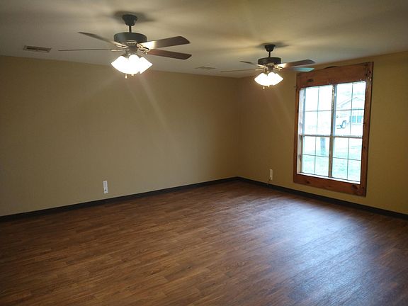 2nd image of 410 Charlotte Dr