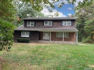 50 Half Hollow Rd, Commack, NY 11725