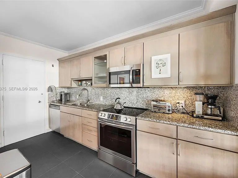 5055 Collins Ave #9K — Photo 13