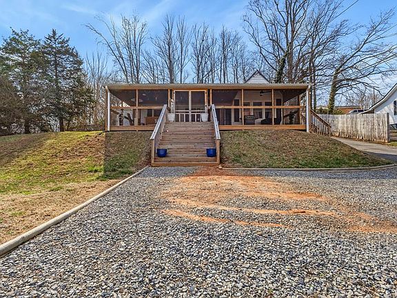 2nd image of 2387 Oak Level Rd